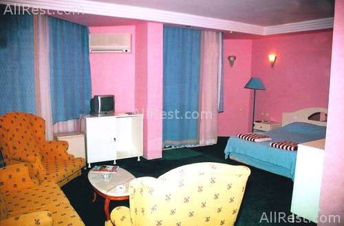 Peranis Hotel 8